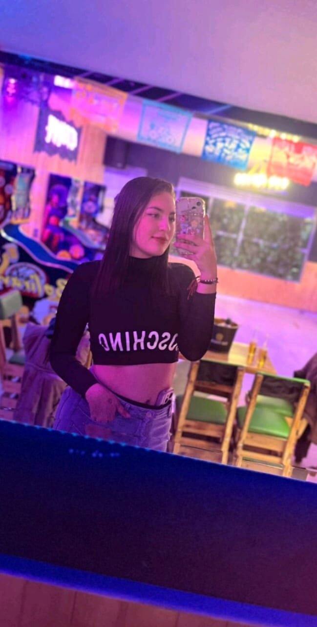 MONA__CANDY