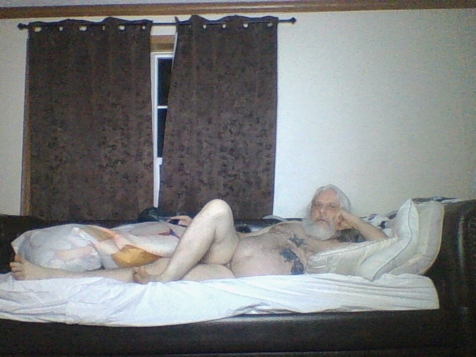 pierced-daddy from stripchat