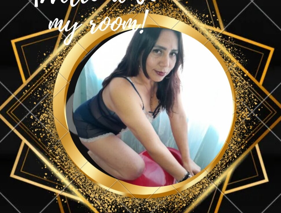 Hotmilfbitch_ 👛 free show
