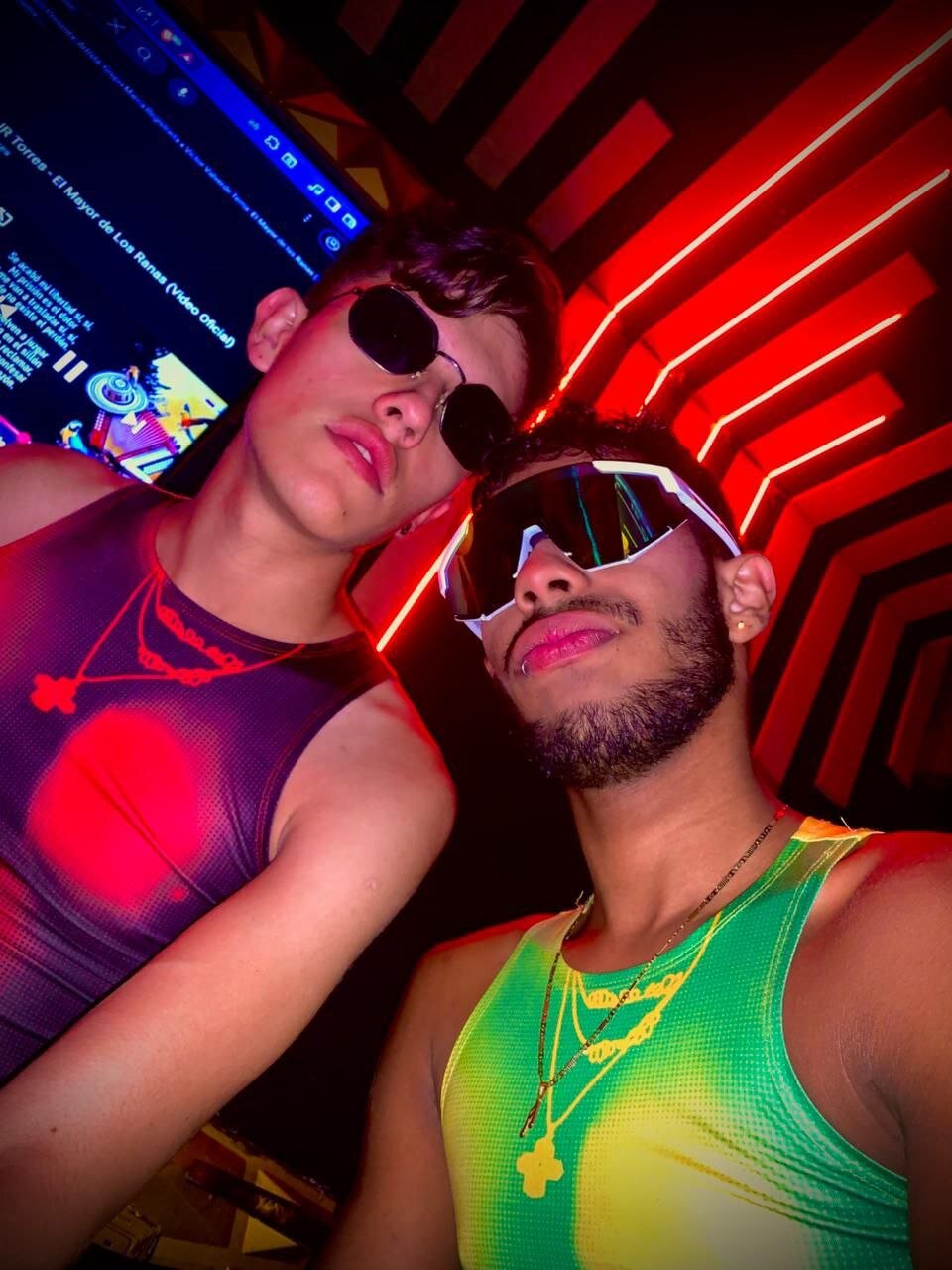 Raving_Boys