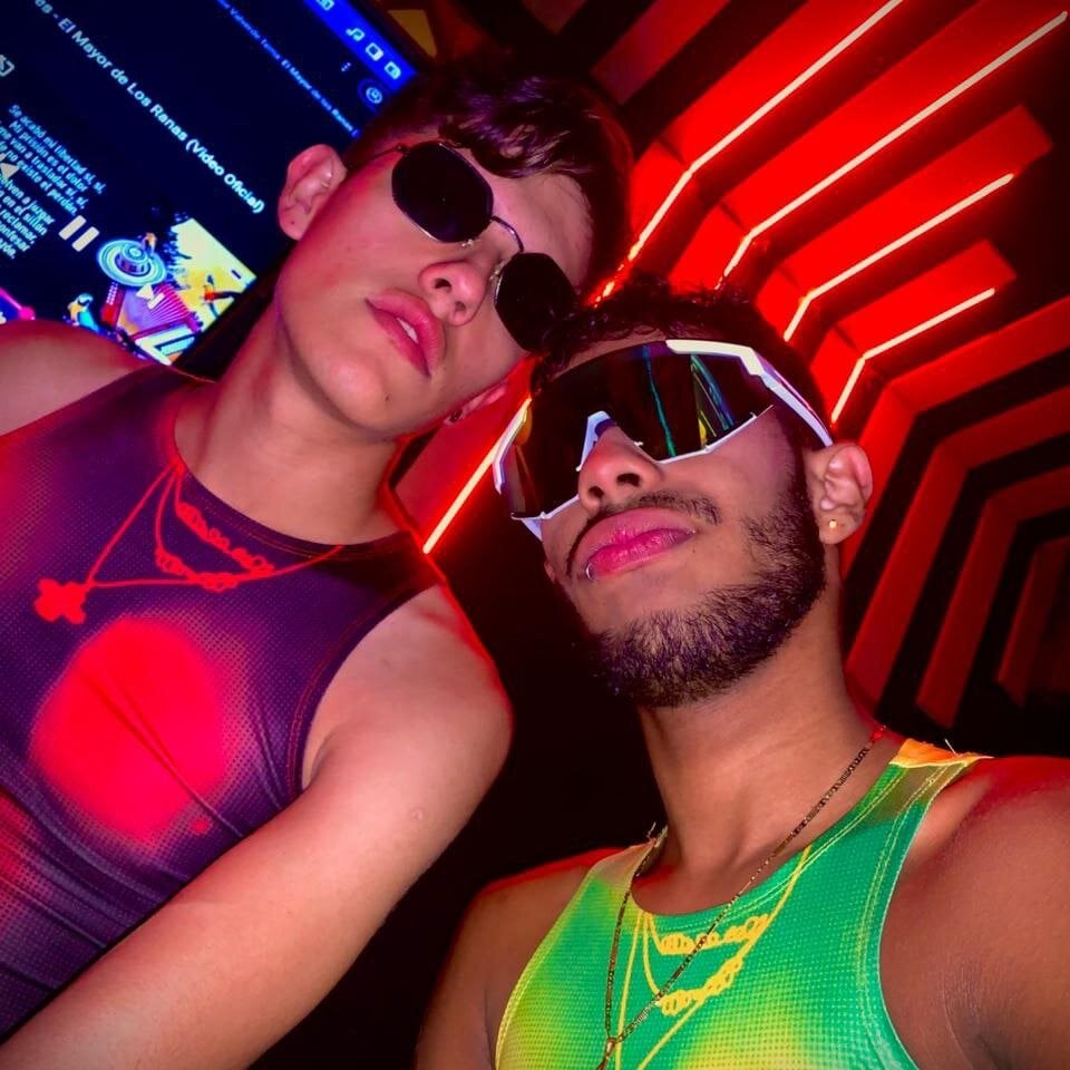 raving_boys from stripchat