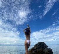 sexynaughtychin's webcam live show