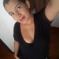 Erika_Simons' Offline Chat Room