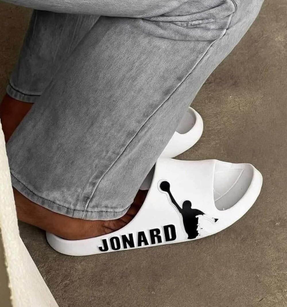 kendrick160623's most recent online preview
