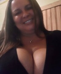 folladordegrannys' Offline Chat Room
