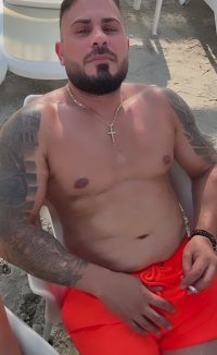 Gratiani226 Webcam Model Profile