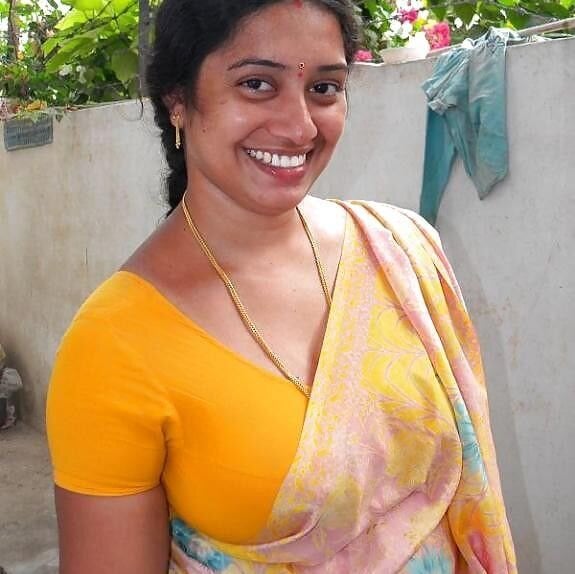 watchgirlcam.com sirisha__9 livesex profile in chamber-of-secrets cams