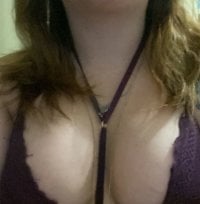 RainhaNahla's Offline Chat Room