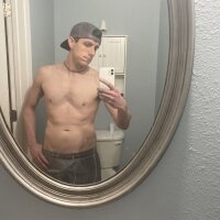 Scottietoohottie88's Offline Chat Room