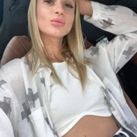 PhilomenaCoke's Offline Chat Room