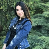 Maribel_Netta's Offline Chat Room
