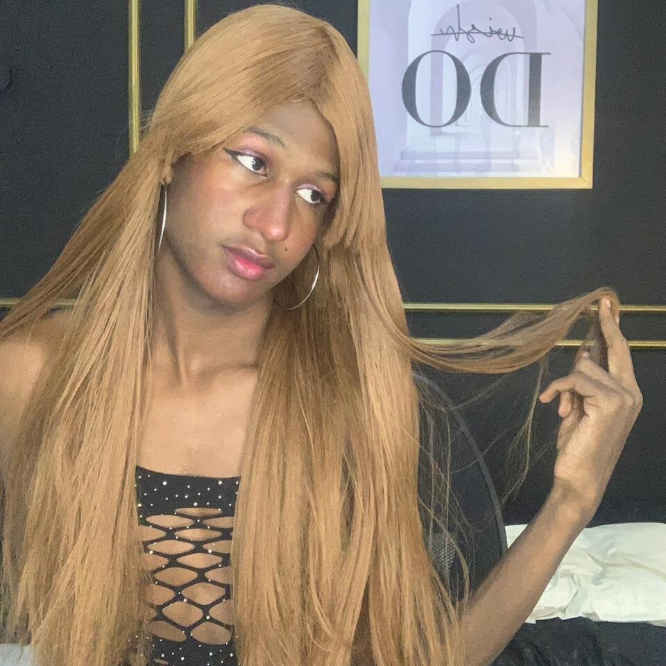 Angell_Dustt_'s Offline XXX Chat