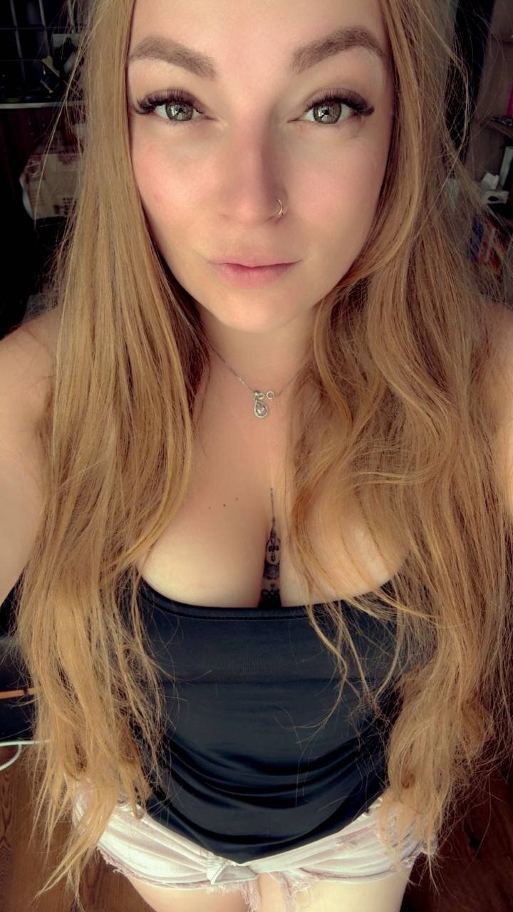 Violett_Bluee