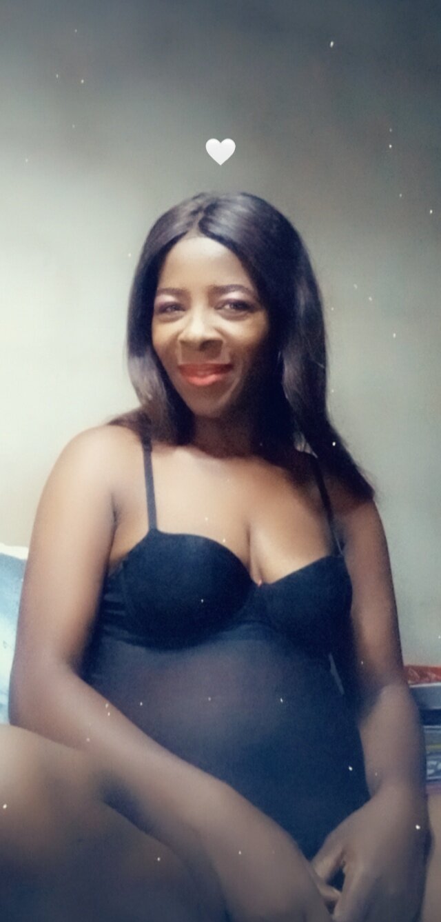 Ebonimuscles24