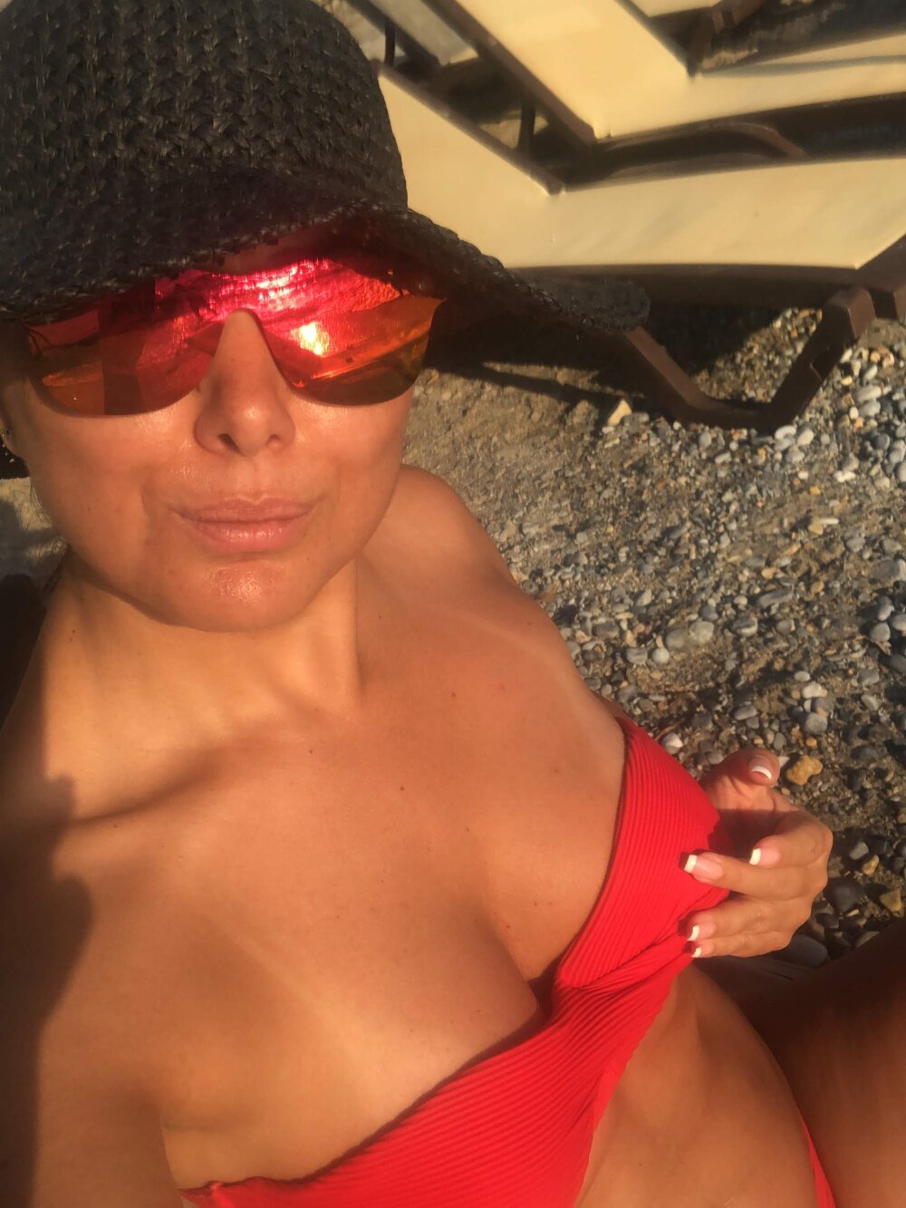 Emma_roqueen's Offline XXX Chat.