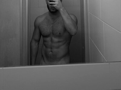 Swordfeeling Male White Live Cam Adult