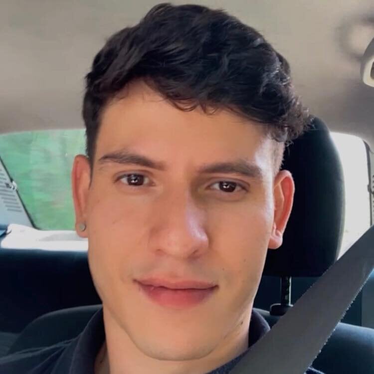 Desmon_Evan profile