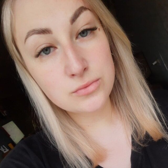 elivecams.com hornywood_ livesex profile in granny cams