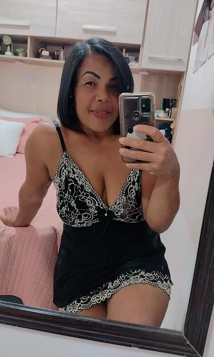 sexcityguide.com gi_denga livesex profile in between-the-possible-and-the-unforgettable cams