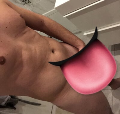 CroKita17 - Stripchat Cam2cam Masturbation Handjob Boy 