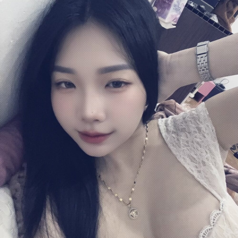 Miumieu's Offline XXX Chat