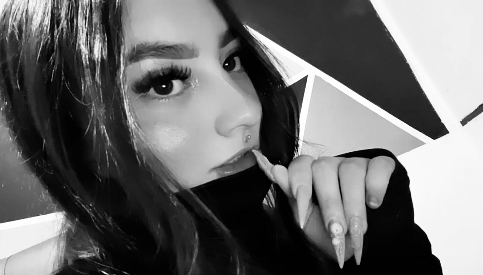 victoria_bluecs69