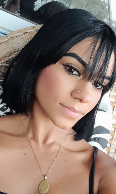 Lauryn-Evans 💥 nude cam chat
