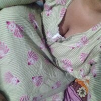 Tamilpriya47's webcam live show