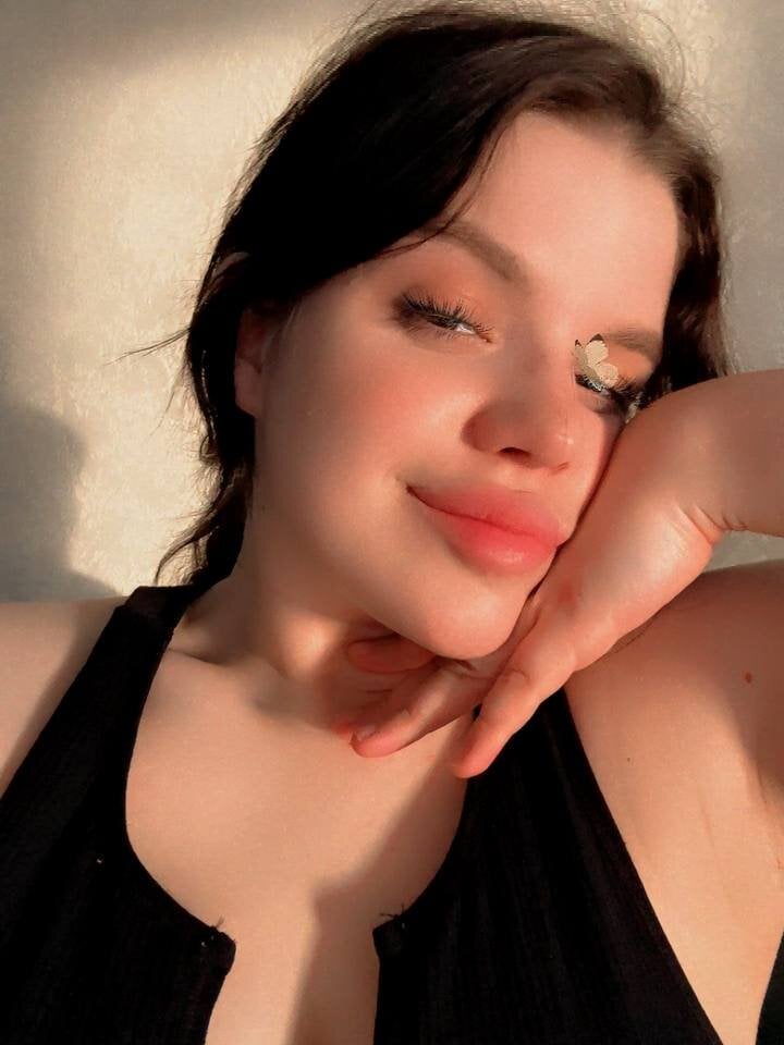 stripchat milki_baee webcam profile pic via 6livesex.com