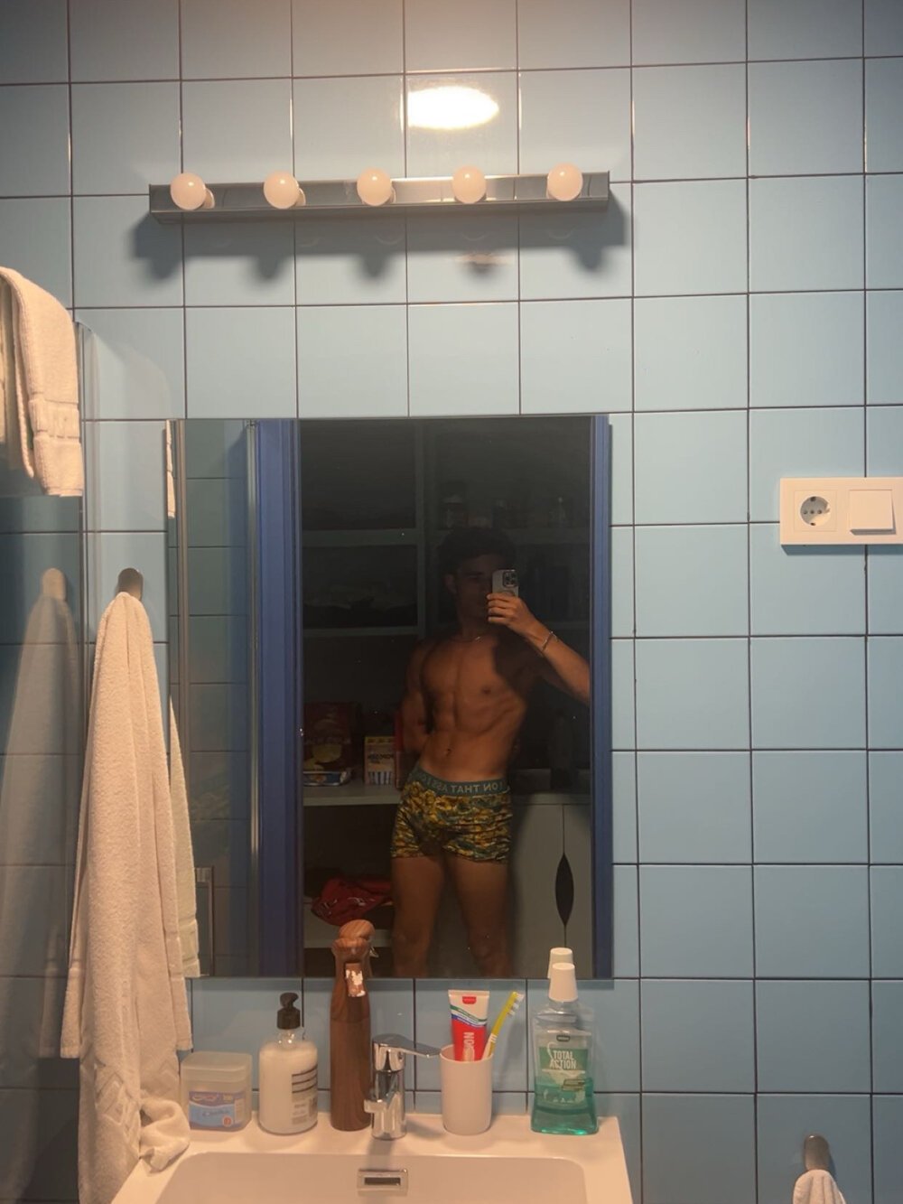 دردشة l7away06 الجنسية دون اتصال