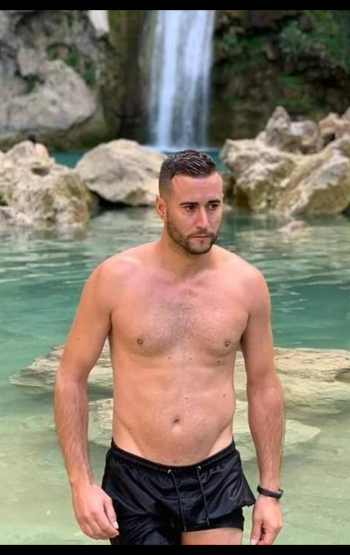 HotMan69-'s Offline XXX Chat