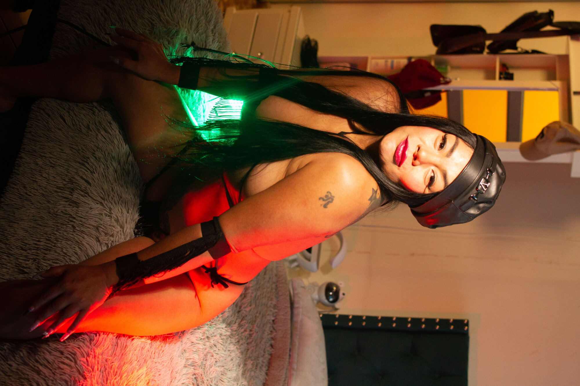dakotamilf_hot