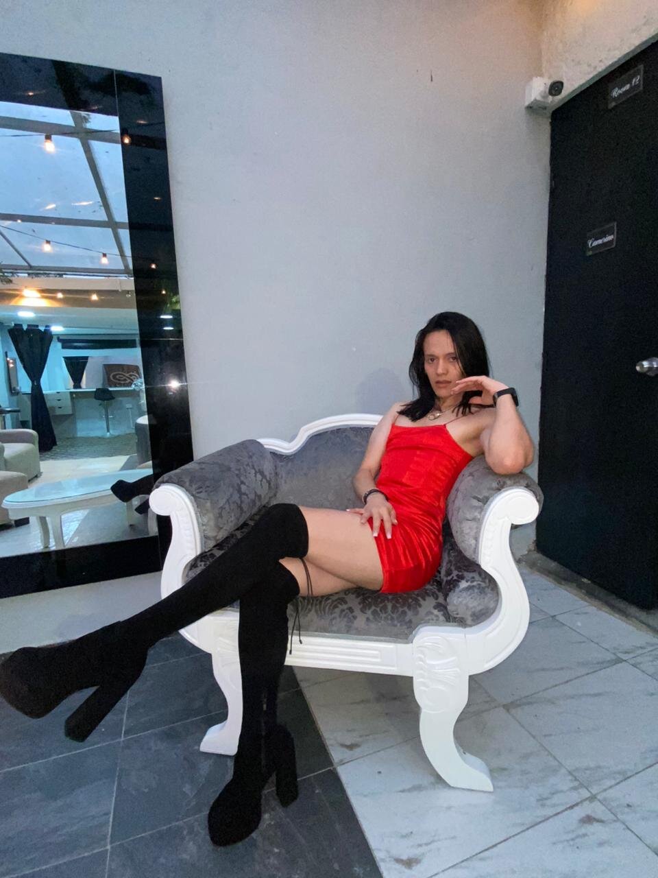 Isabella_Collins1
