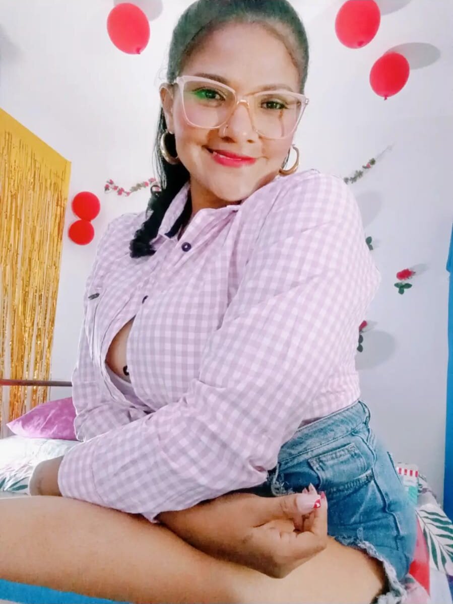 alejandraboobs07