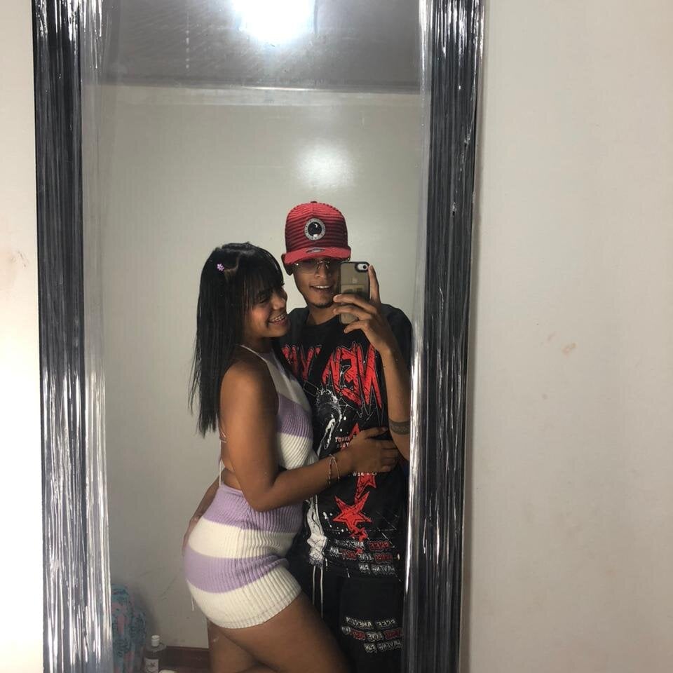 Couplex2_xXx's Offline XXX Chat