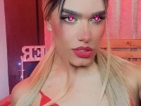 YourHorneeyTsXXX's webcam live show