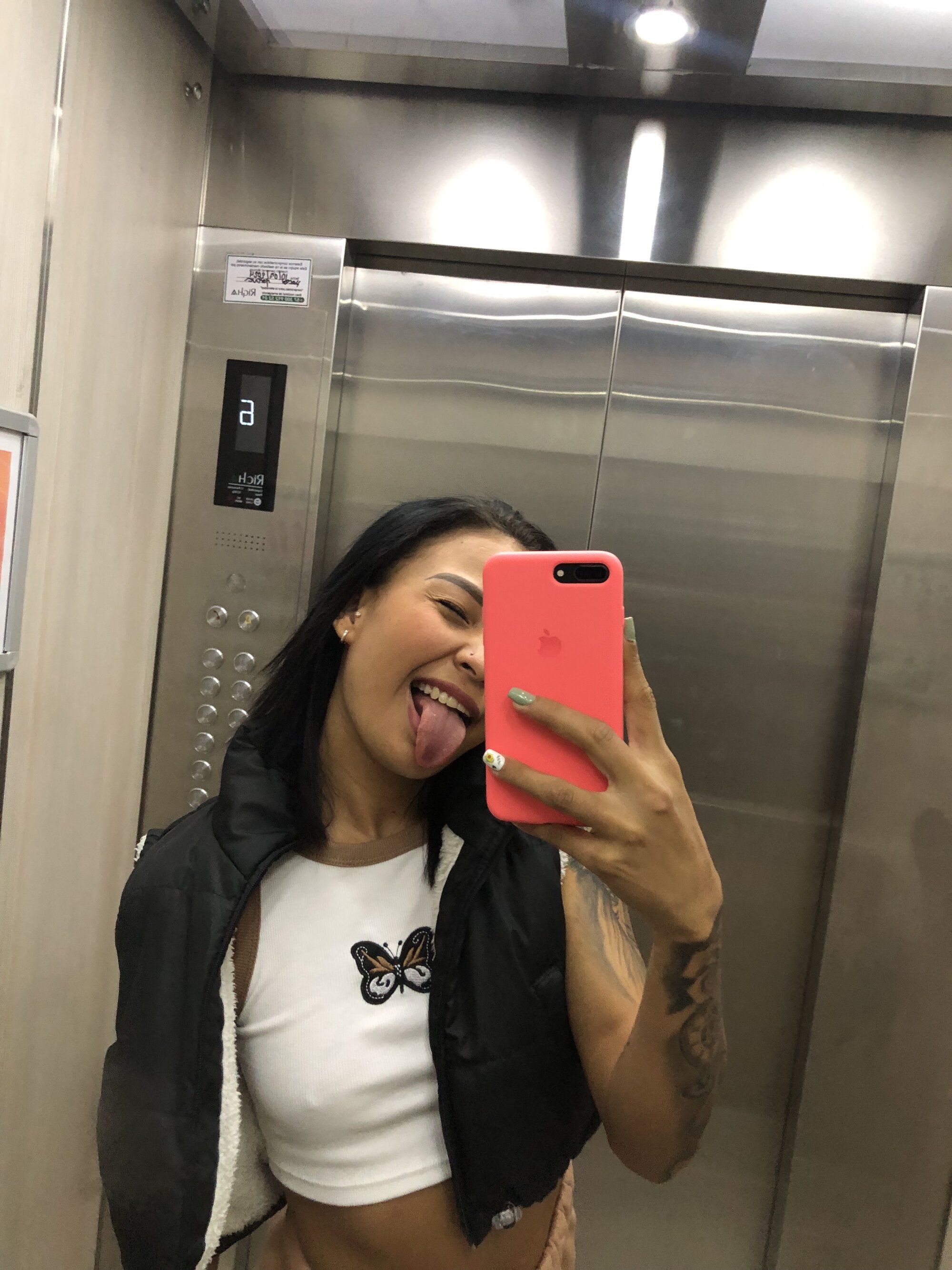salome_hot19