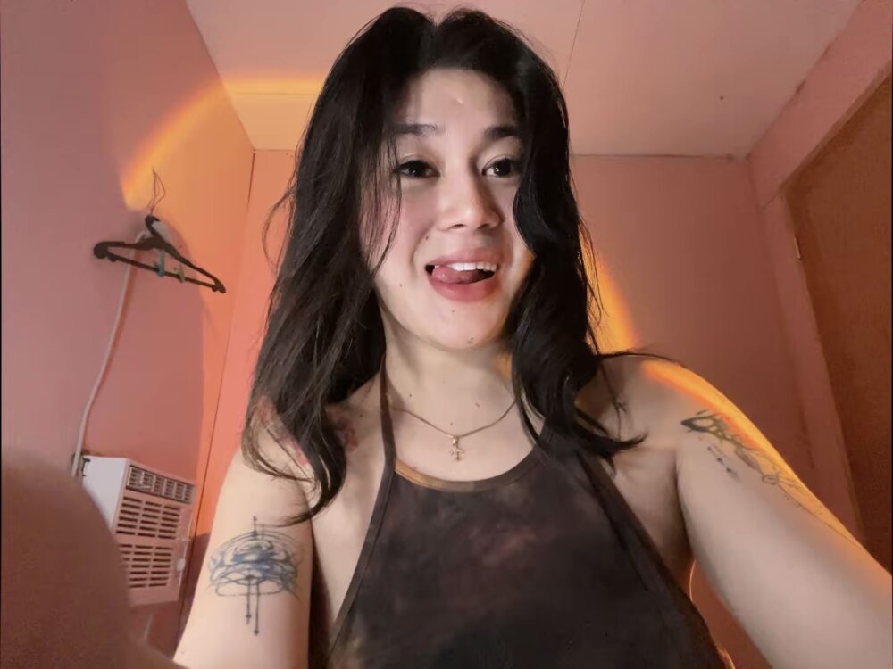 Hot_oliviaxxx's Offline XXX Chat