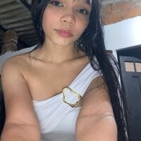 lucia83's webcam live show