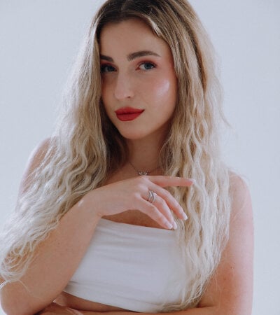 LiliBanger on StripChat