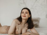 SimonaMori's Offline Chat Room