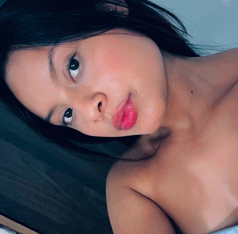 mia_doll01 from stripchat