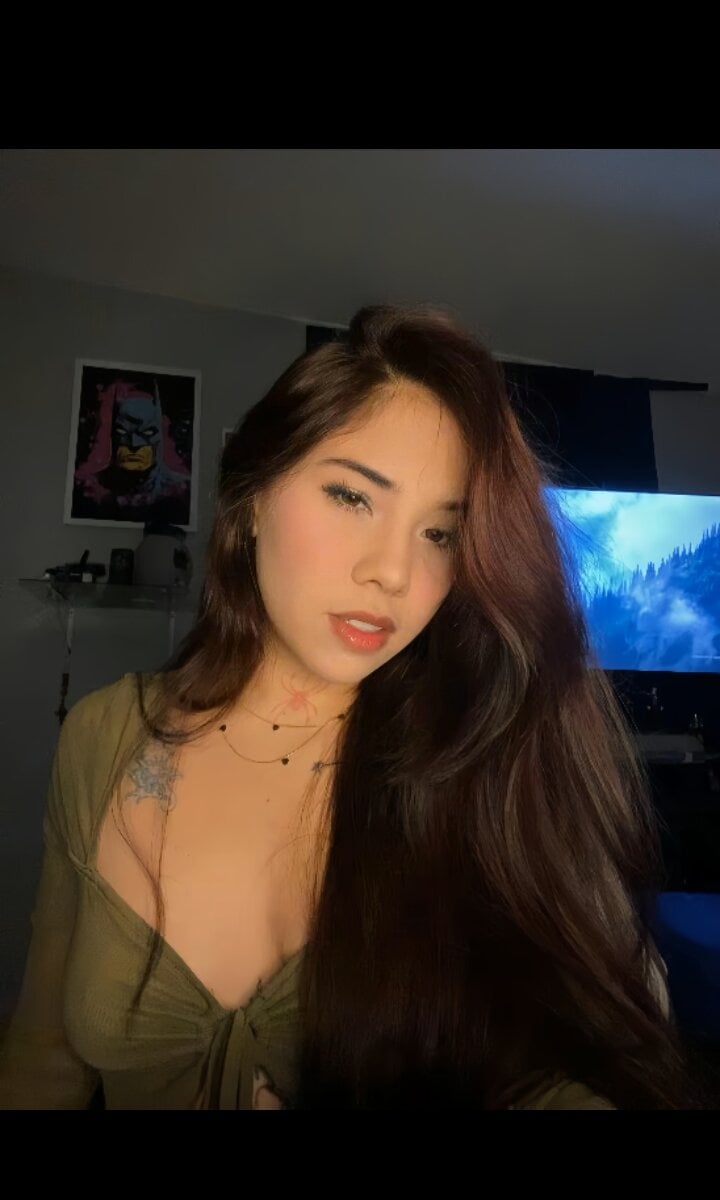 asil_oliveeer's Offline XXX Chat