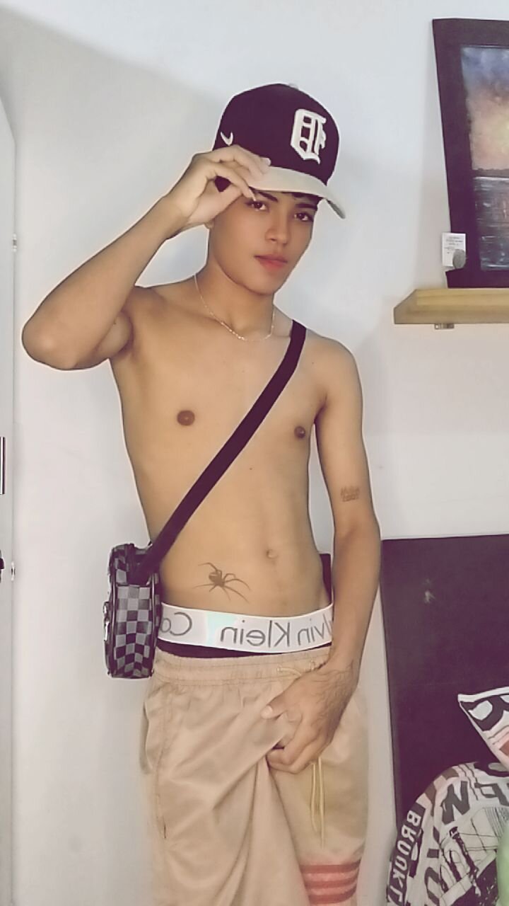 Naugthy_boy00