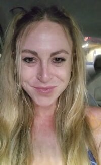 stormy_reeves' Offline Chat Room