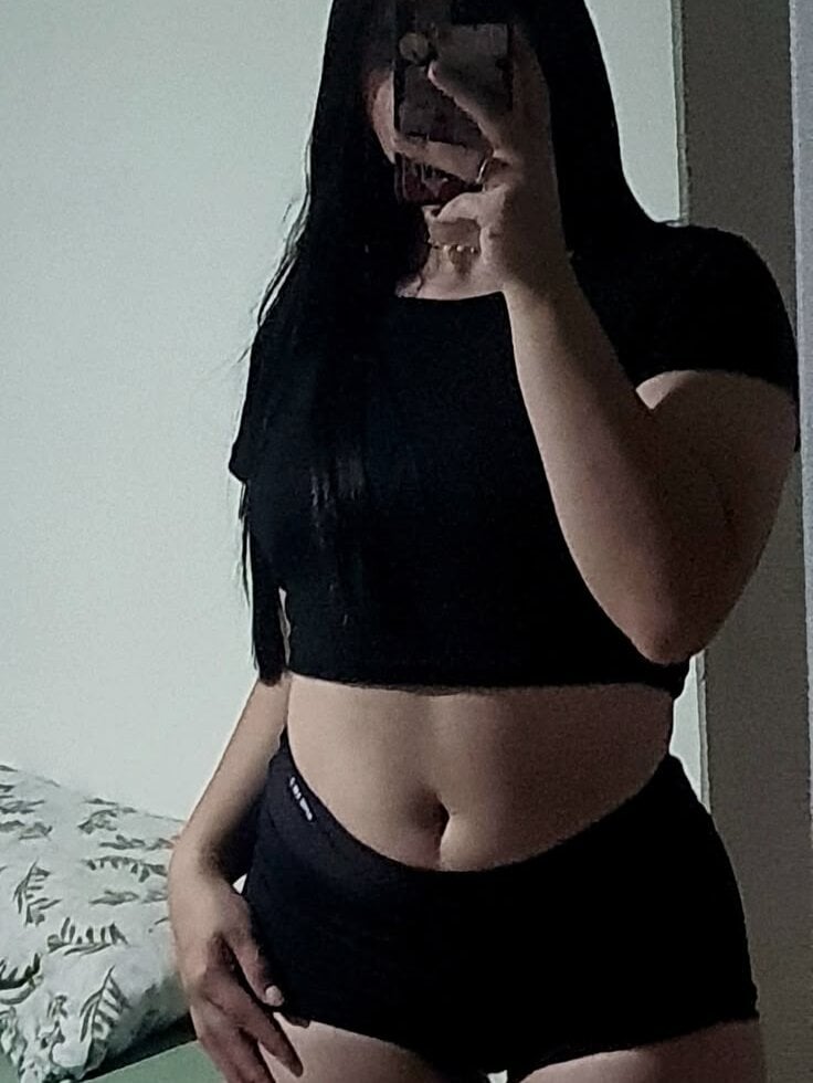 stripchat _bad-bitch_ webcam profile pic via livesextrans.com