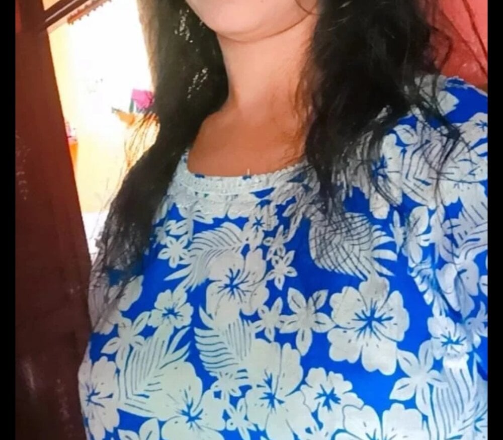 onaircams.com janvi_kapor livesex profile in live-now-in-greece cams