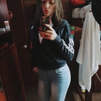 SEEXYQUEEN's Offline Chat Room