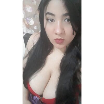 bigboobsrose1 on StripChat