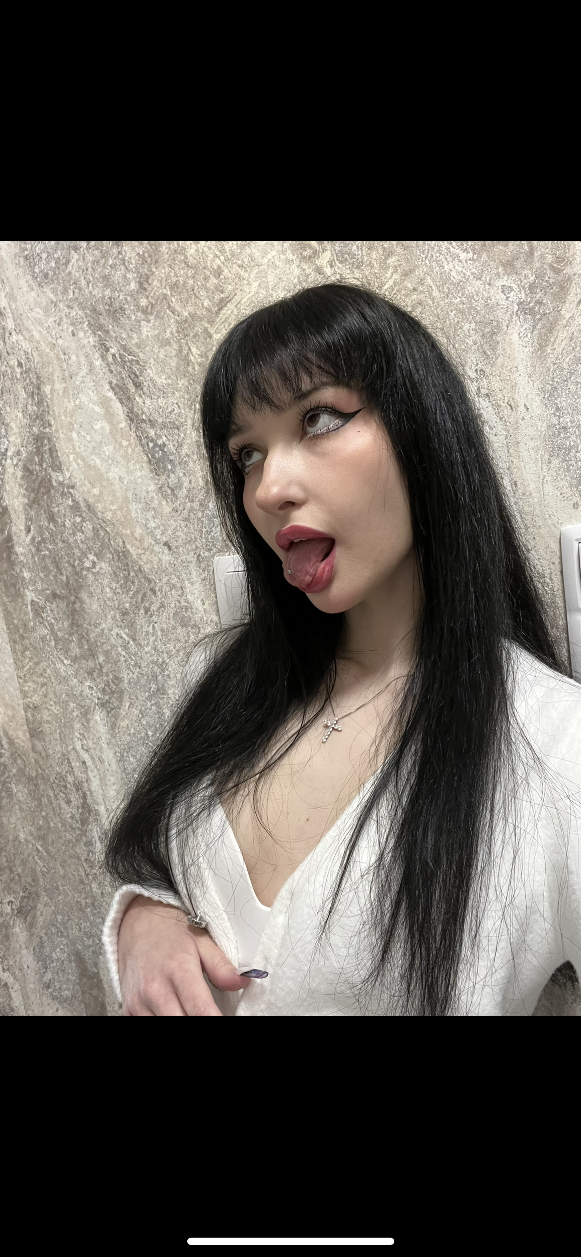 FreshWhiteRosesMur